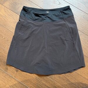 Addison Bay Black Athletic Skirt XS C7-004